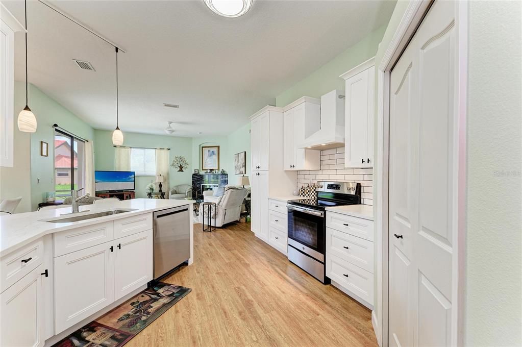 For Sale: $497,000 (3 beds, 2 baths, 2142 Square Feet)