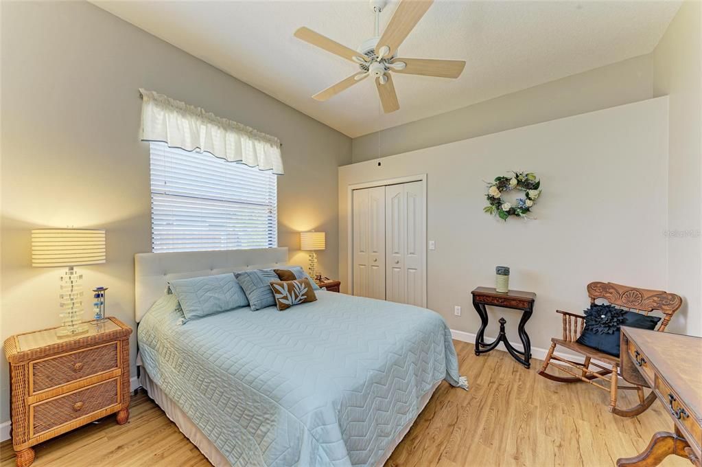 For Sale: $497,000 (3 beds, 2 baths, 2142 Square Feet)