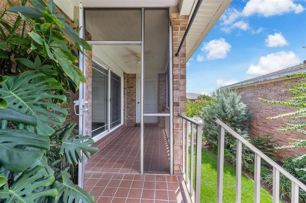 En Venta: $265,000 (3 camas, 2 baños, 1640 Pies cuadrados)