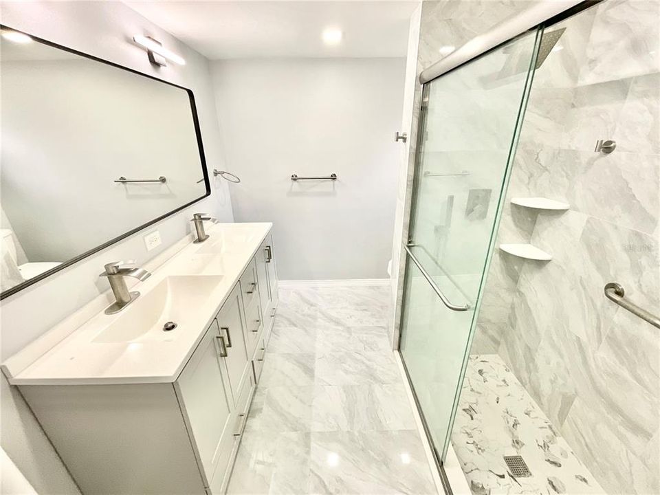 For Rent: $3,300 (3 beds, 2 baths, 1985 Square Feet)