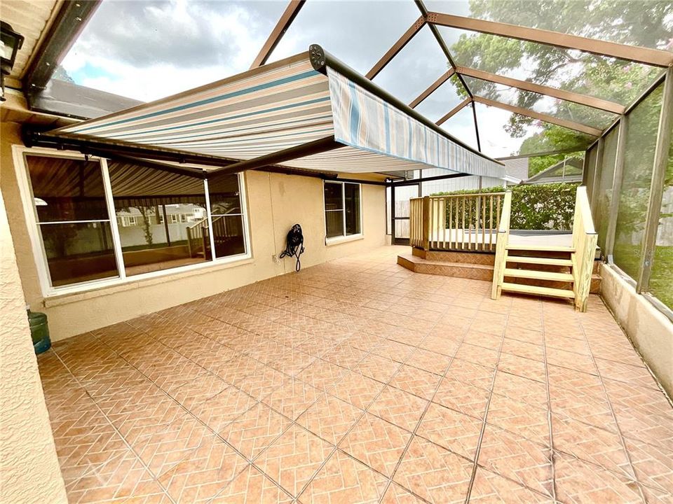 For Rent: $3,300 (3 beds, 2 baths, 1985 Square Feet)