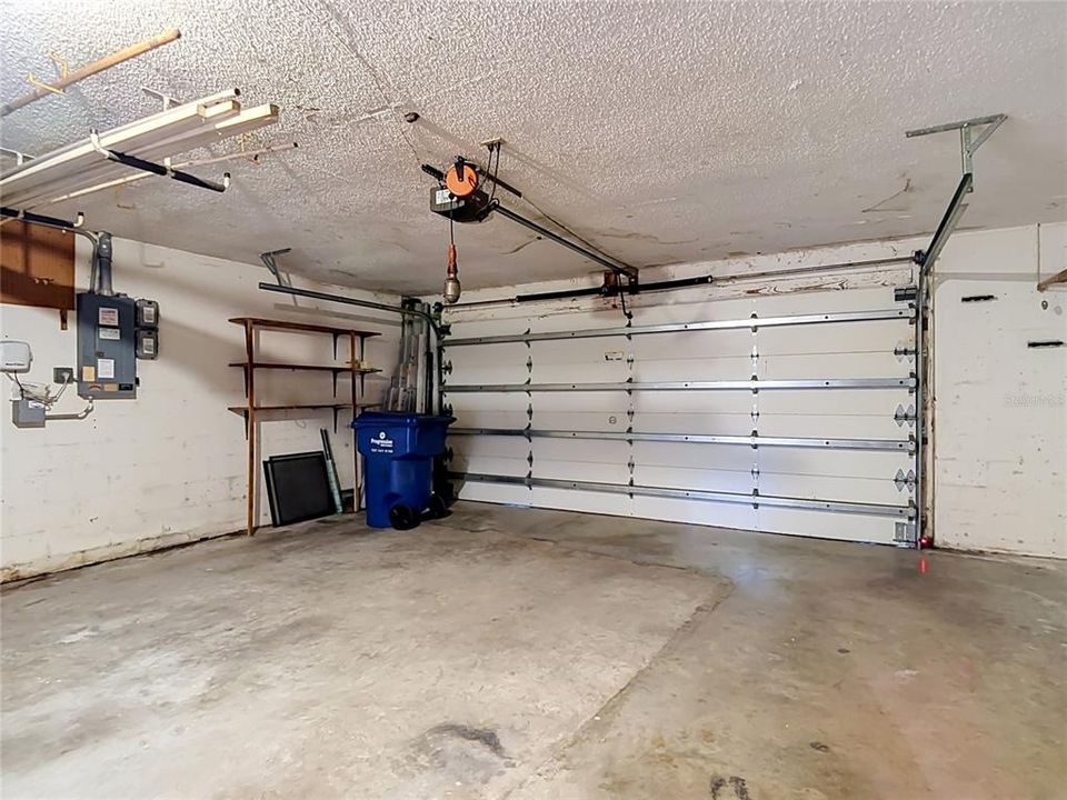 Activo con contrato: $227,500 (3 camas, 2 baños, 1487 Pies cuadrados)