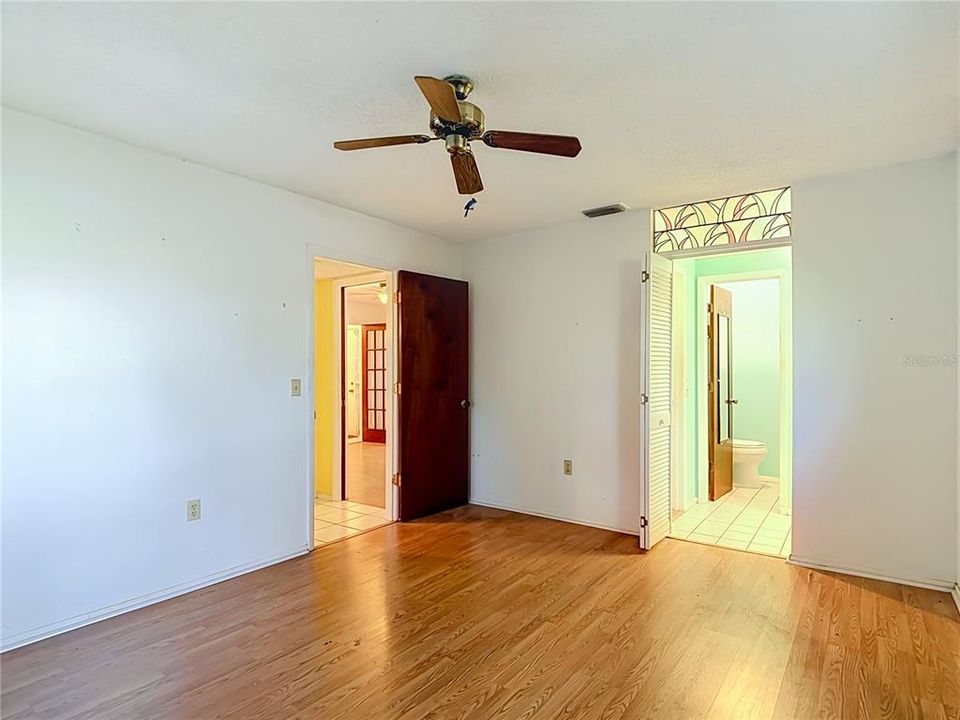 Activo con contrato: $227,500 (3 camas, 2 baños, 1487 Pies cuadrados)