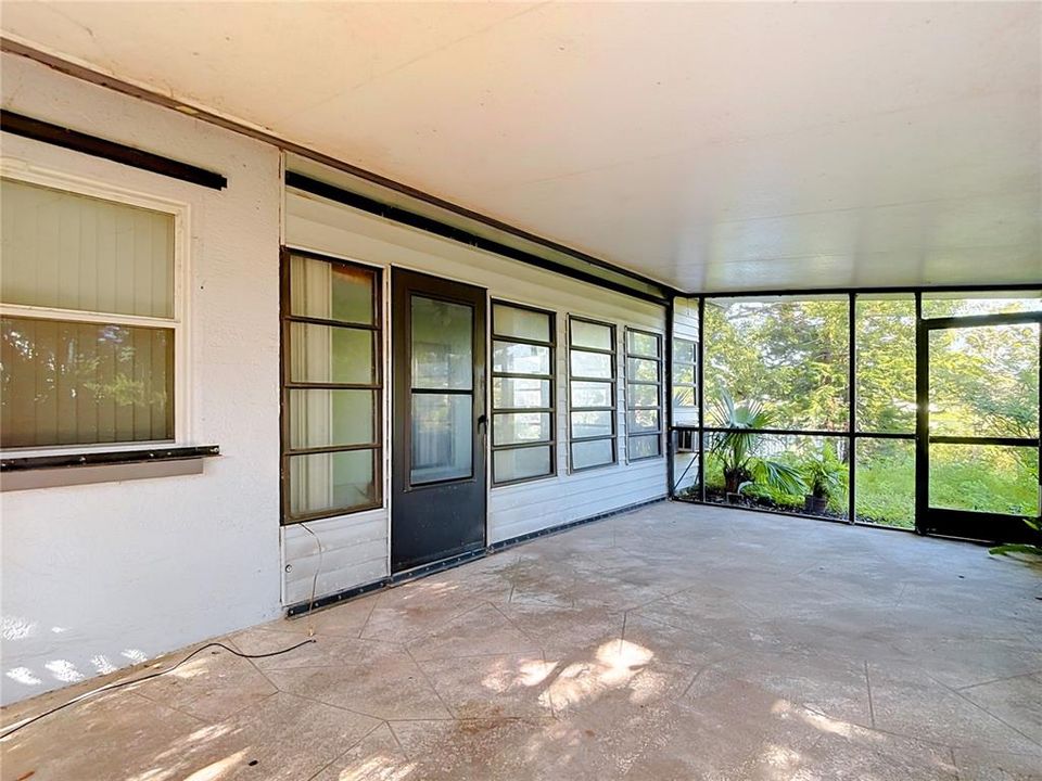 Activo con contrato: $227,500 (3 camas, 2 baños, 1487 Pies cuadrados)