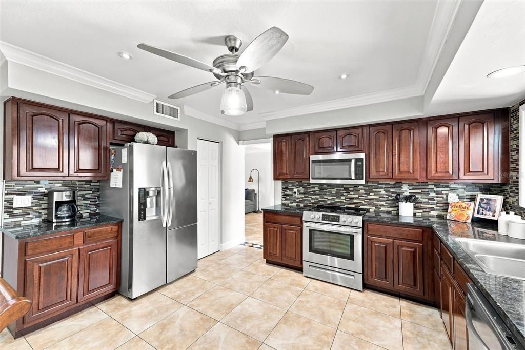 For Sale: $545,000 (4 beds, 2 baths, 2016 Square Feet)