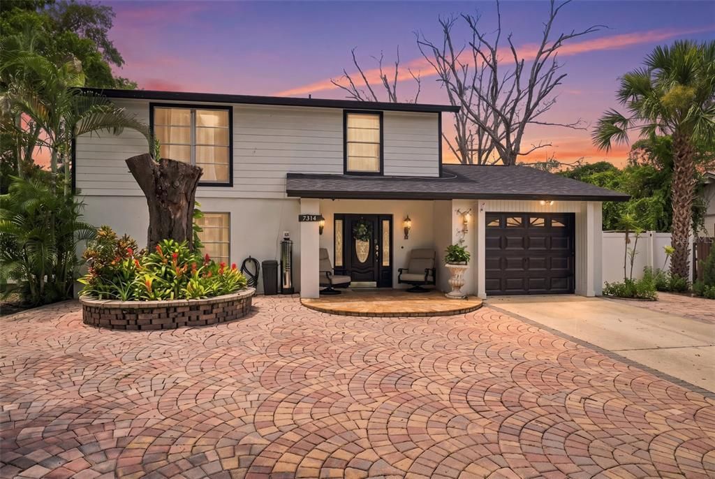For Sale: $545,000 (4 beds, 2 baths, 2016 Square Feet)
