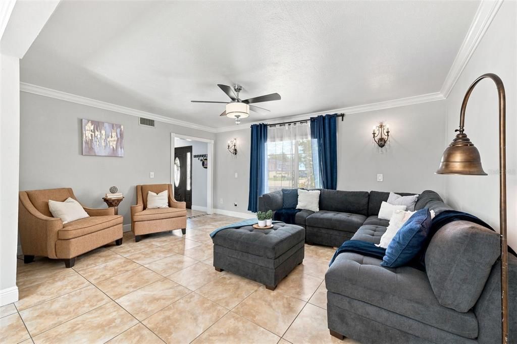 For Sale: $545,000 (4 beds, 2 baths, 2016 Square Feet)