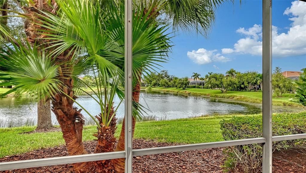 Active With Contract: $639,000 (3 beds, 3 baths, 2222 Square Feet)