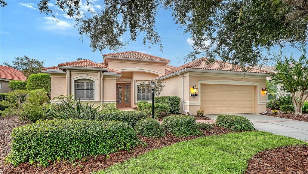 Active With Contract: $639,000 (3 beds, 3 baths, 2222 Square Feet)
