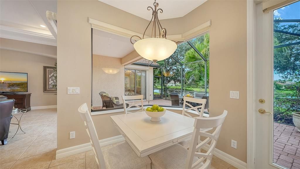 Active With Contract: $639,000 (3 beds, 3 baths, 2222 Square Feet)