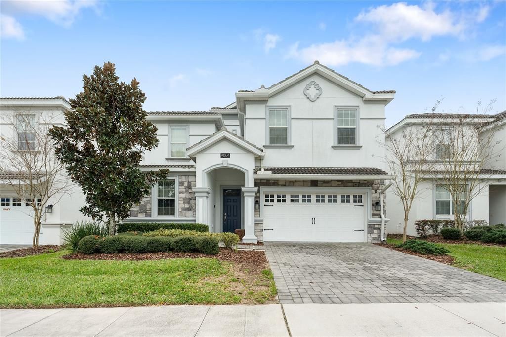For Sale: $699,000 (8 beds, 5 baths, 3909 Square Feet)