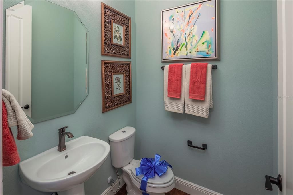 Active With Contract: $649,900 (3 beds, 2 baths, 2208 Square Feet)