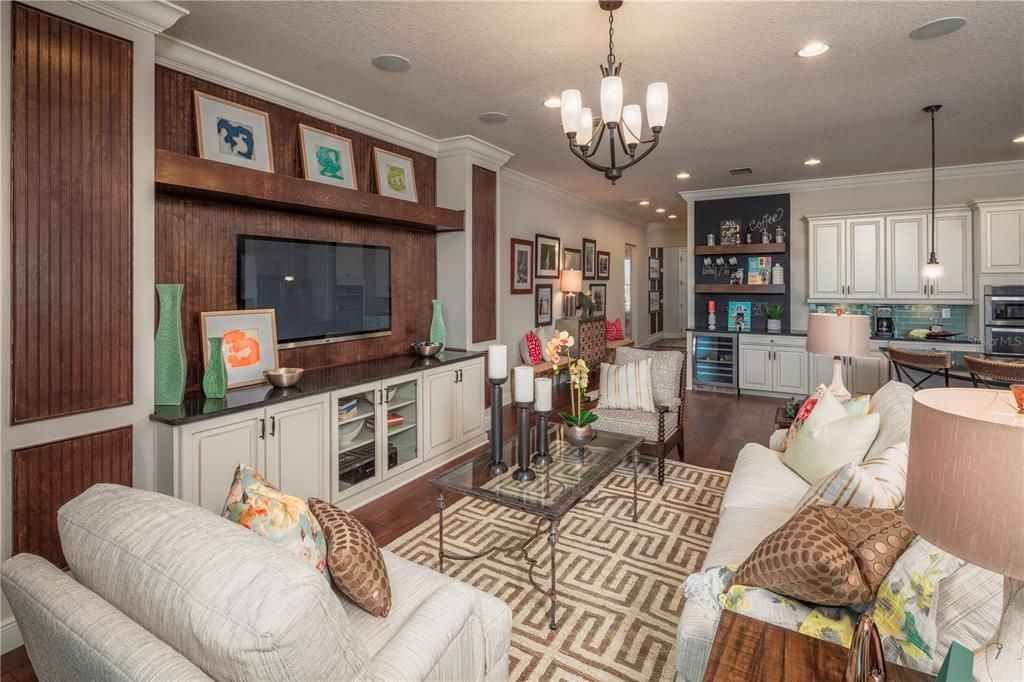 Active With Contract: $649,900 (3 beds, 2 baths, 2208 Square Feet)