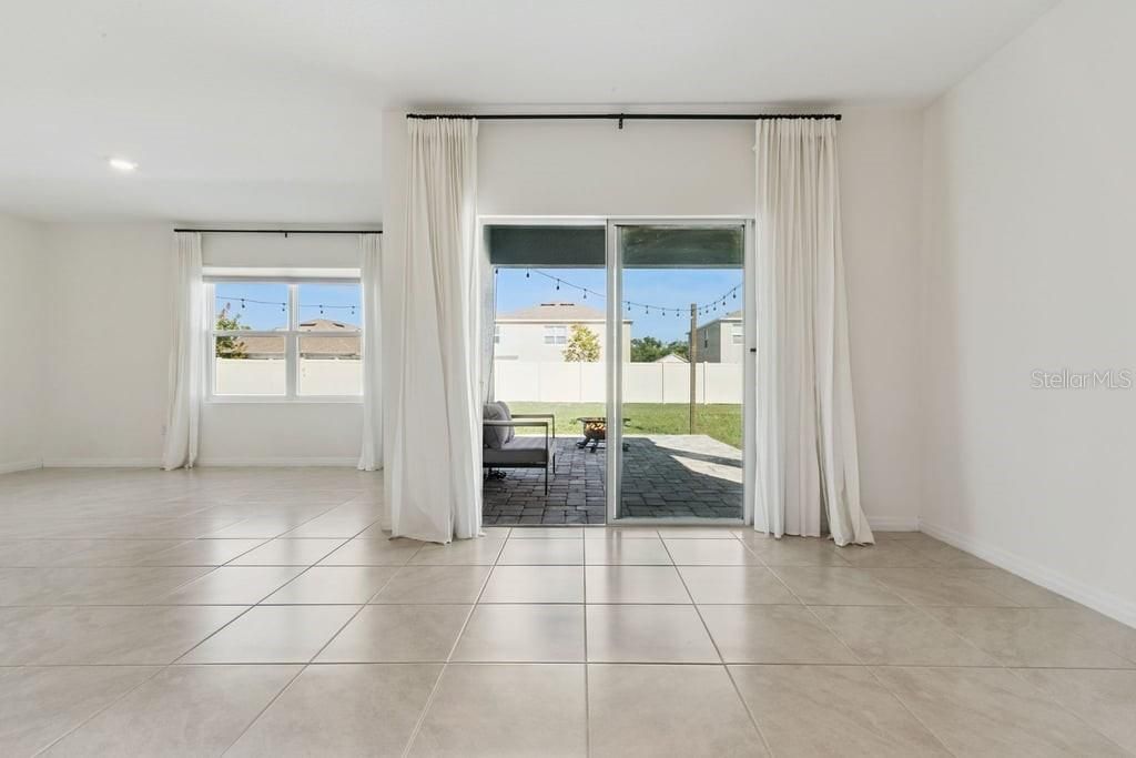 For Rent: $2,500 (4 beds, 2 baths, 1846 Square Feet)