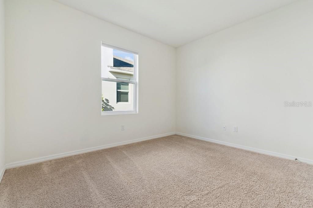 For Rent: $2,500 (4 beds, 2 baths, 1846 Square Feet)