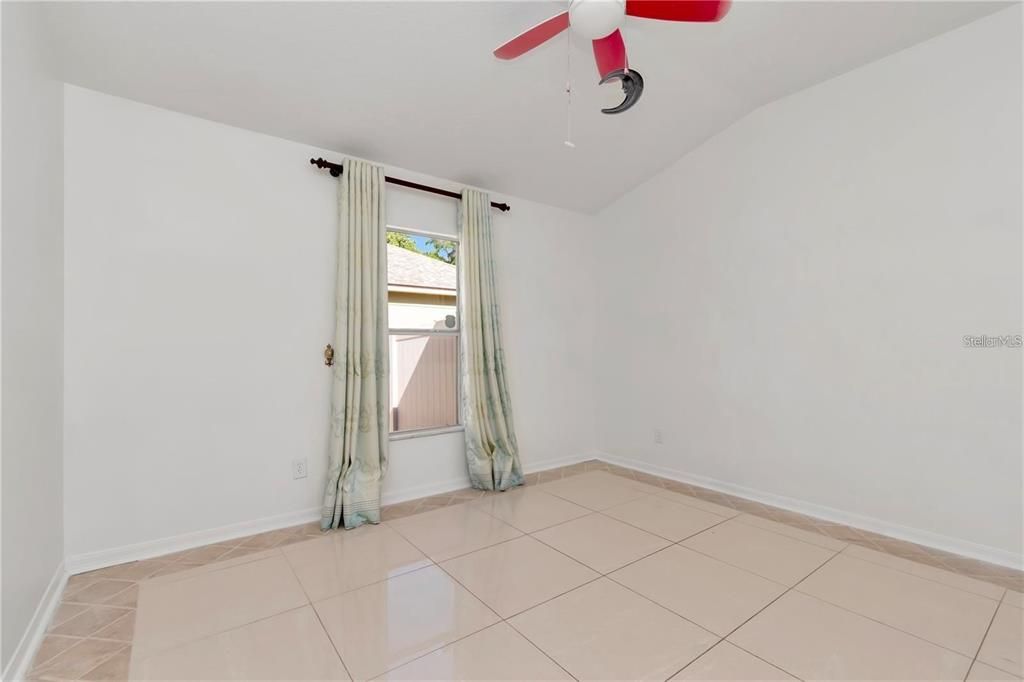 For Rent: $2,750 (4 beds, 2 baths, 2360 Square Feet)