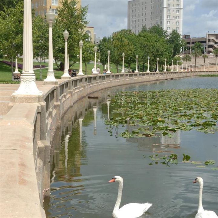 На продажу: $439,000 (3 спален, 2 ванн, 2018 Квадратных фут)