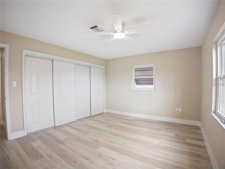 For Sale: $280,000 (2 beds, 2 baths, 1710 Square Feet)