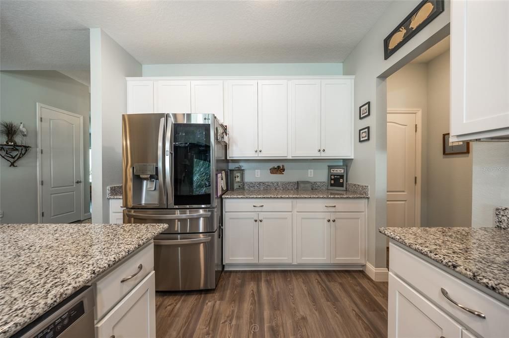 For Sale: $439,000 (3 beds, 2 baths, 2710 Square Feet)