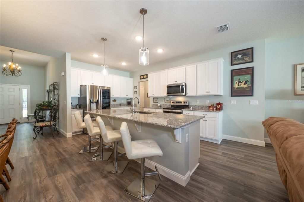 For Sale: $439,000 (3 beds, 2 baths, 2710 Square Feet)