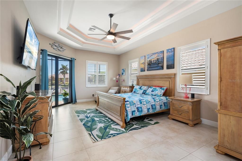 For Sale: $1,250,000 (3 beds, 2 baths, 2457 Square Feet)