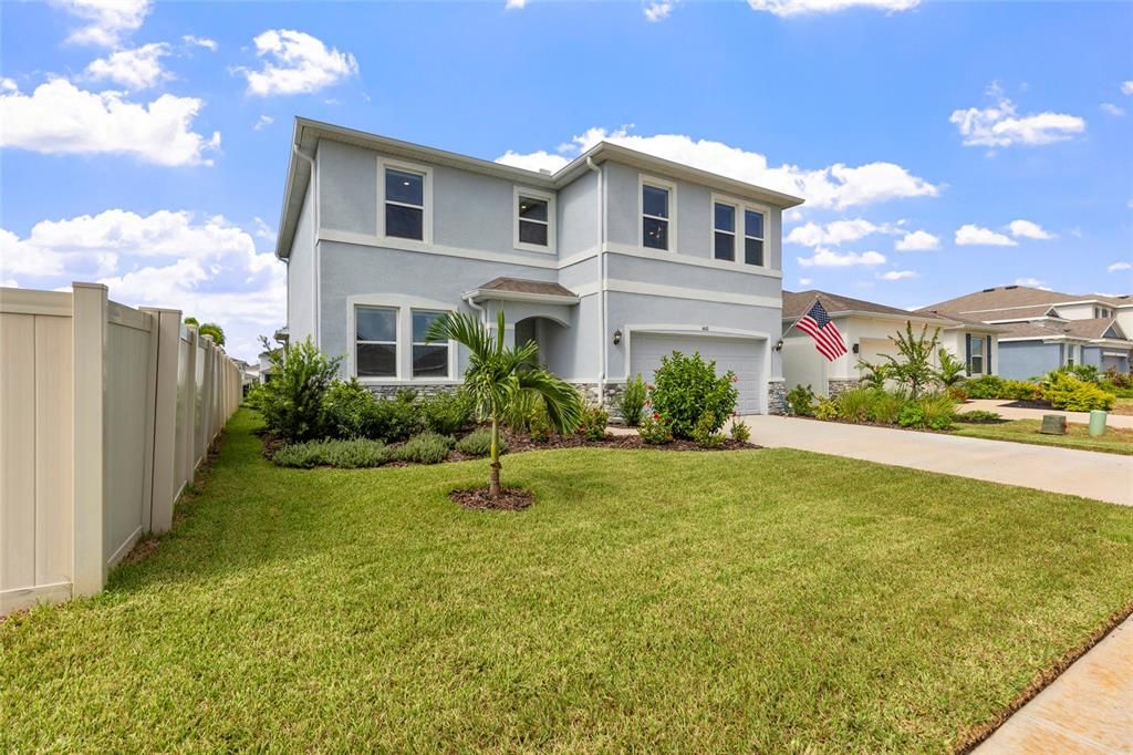 For Sale: $445,000 (4 beds, 3 baths, 2756 Square Feet)