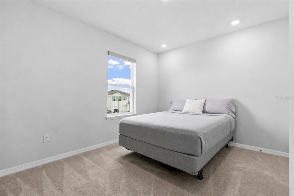 For Sale: $445,000 (4 beds, 3 baths, 2756 Square Feet)