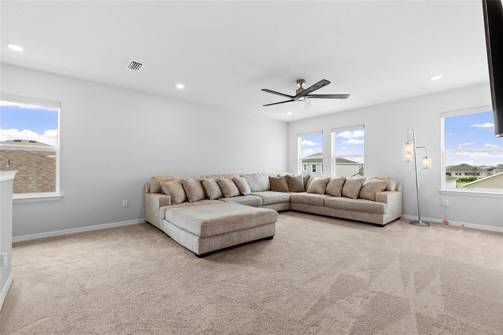 For Sale: $445,000 (4 beds, 3 baths, 2756 Square Feet)