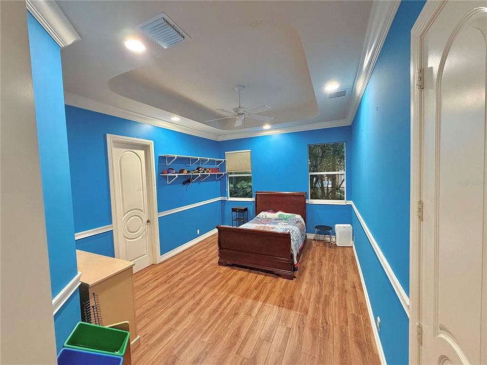 For Sale: $2,499,999 (7 beds, 5 baths, 5630 Square Feet)