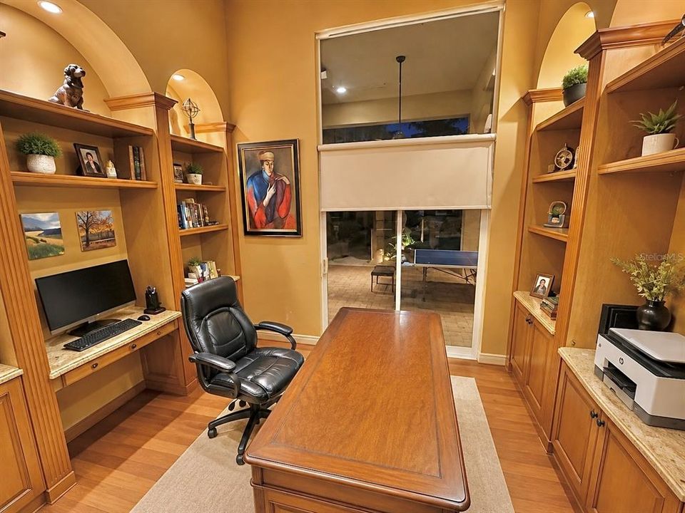 For Sale: $2,499,999 (7 beds, 5 baths, 5630 Square Feet)