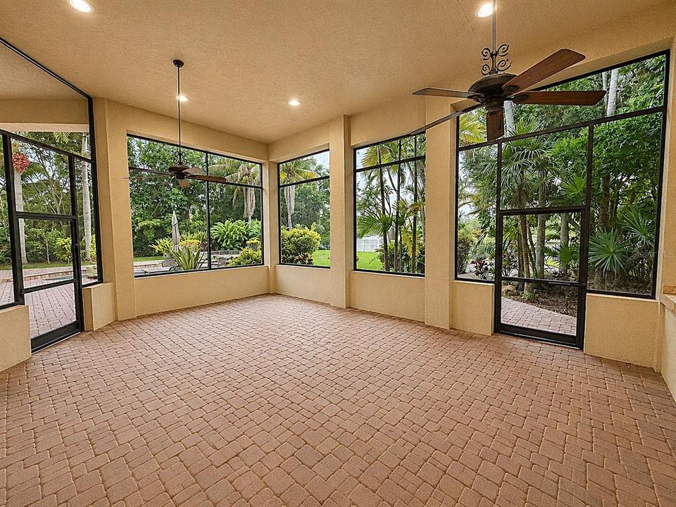 For Sale: $2,499,999 (7 beds, 5 baths, 5630 Square Feet)