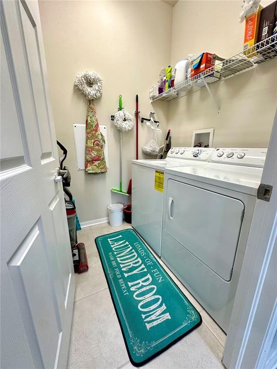 For Sale: $345,000 (2 beds, 2 baths, 1436 Square Feet)