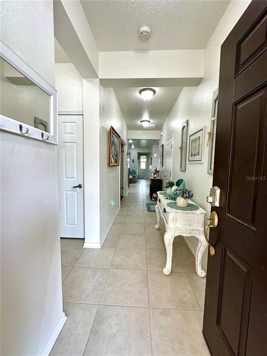 For Sale: $345,000 (2 beds, 2 baths, 1436 Square Feet)