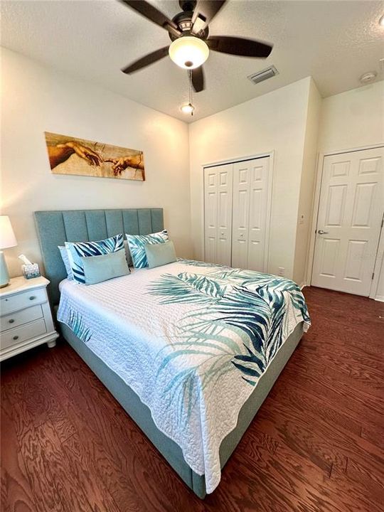 For Sale: $345,000 (2 beds, 2 baths, 1436 Square Feet)