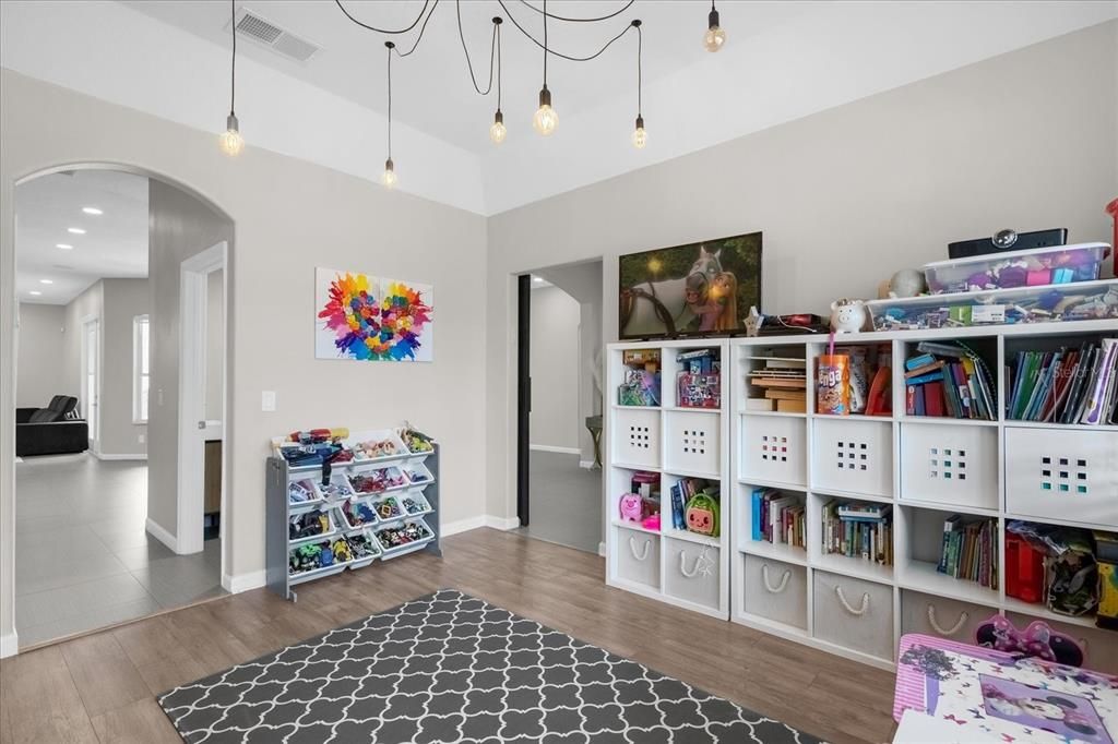 En Renta: $4,950 (5 camas, 3 baños, 3034 Pies cuadrados)
