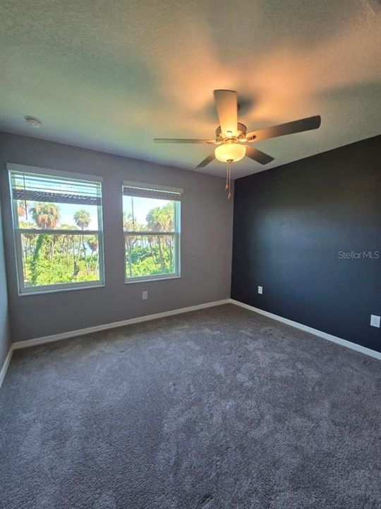 For Rent: $3,100 (3 beds, 3 baths, 2004 Square Feet)