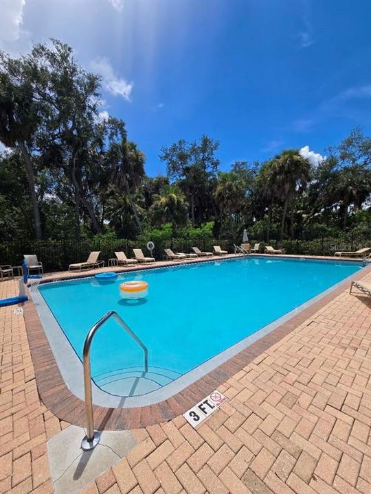 For Rent: $3,100 (3 beds, 3 baths, 2004 Square Feet)
