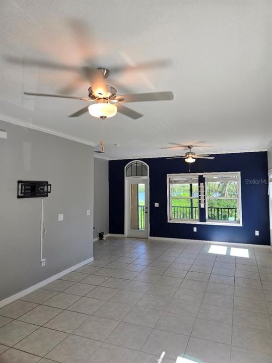 For Rent: $3,100 (3 beds, 3 baths, 2004 Square Feet)