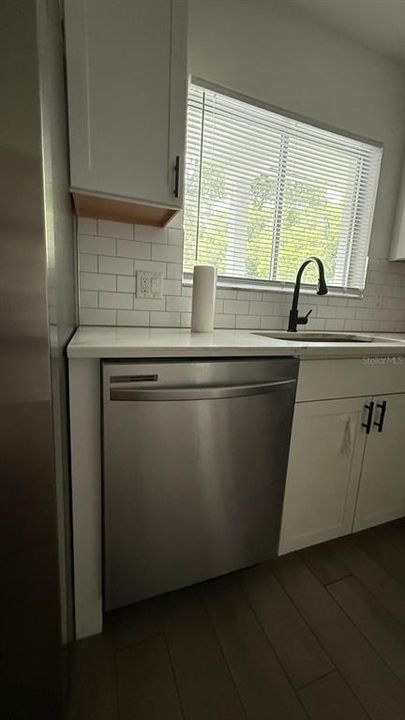 В аренду: $2,450 (2 спален, 2 ванн, 1312 Квадратных фут)