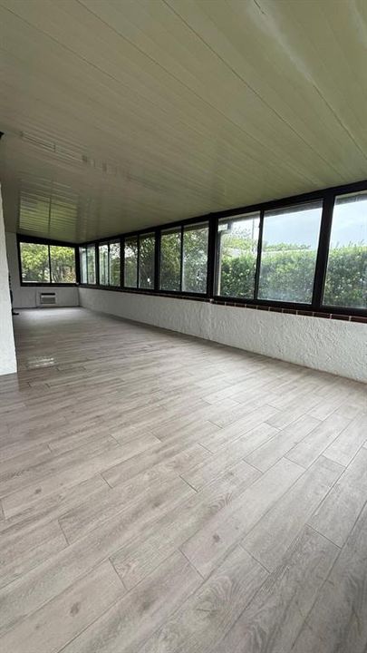В аренду: $2,450 (2 спален, 2 ванн, 1312 Квадратных фут)