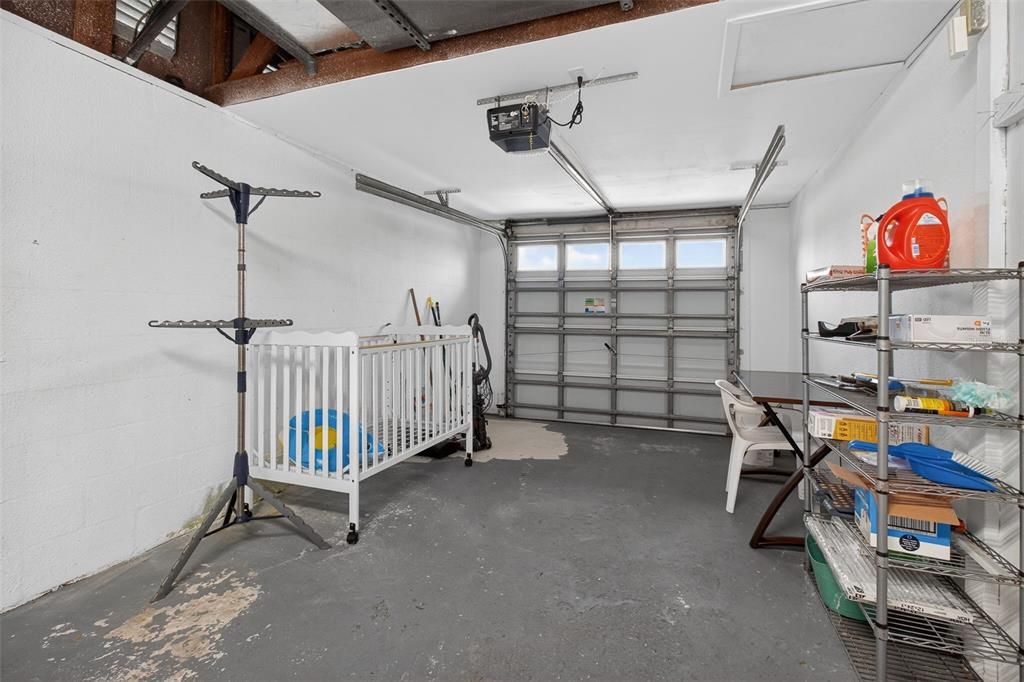 For Rent: $2,150 (3 beds, 2 baths, 1442 Square Feet)