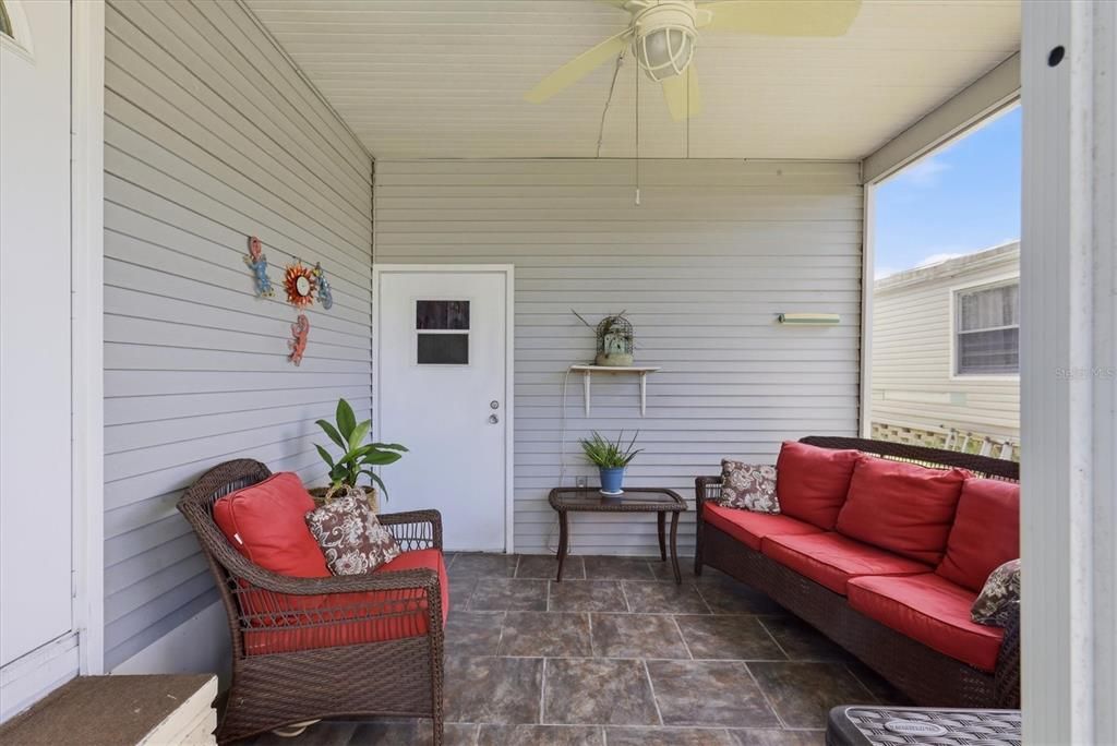 For Sale: $209,000 (3 beds, 2 baths, 1596 Square Feet)