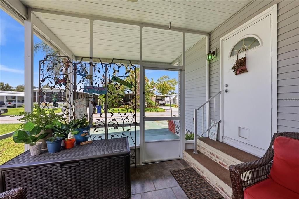 For Sale: $209,000 (3 beds, 2 baths, 1596 Square Feet)