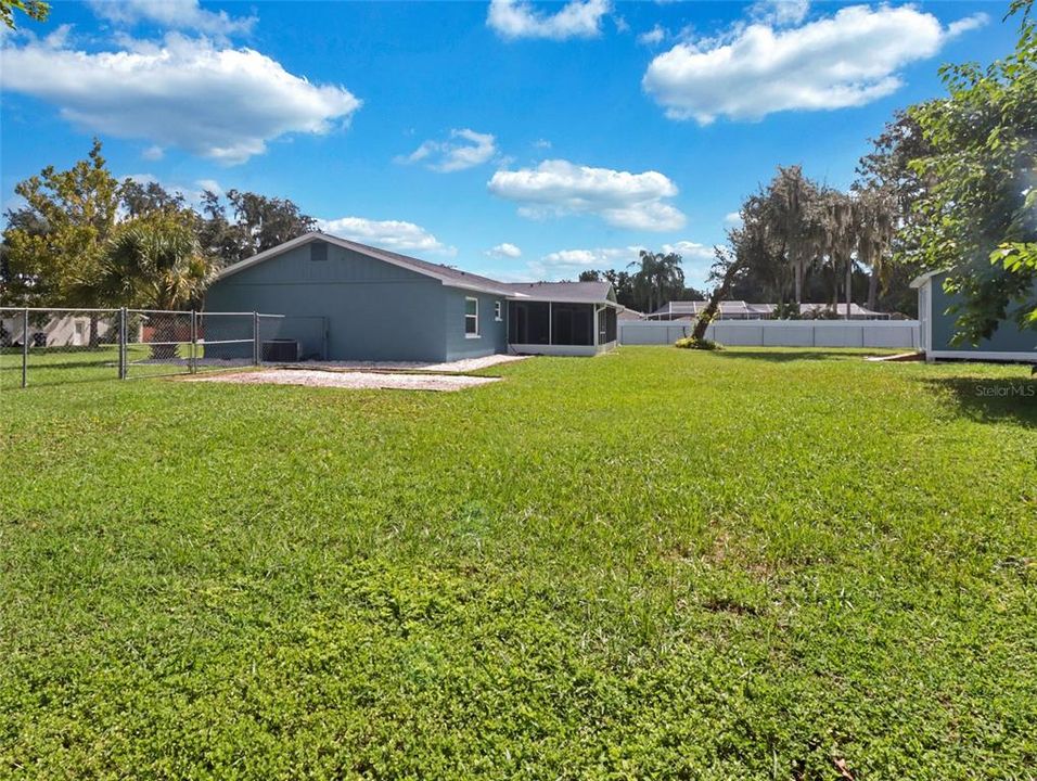 For Sale: $424,900 (4 beds, 2 baths, 1879 Square Feet)