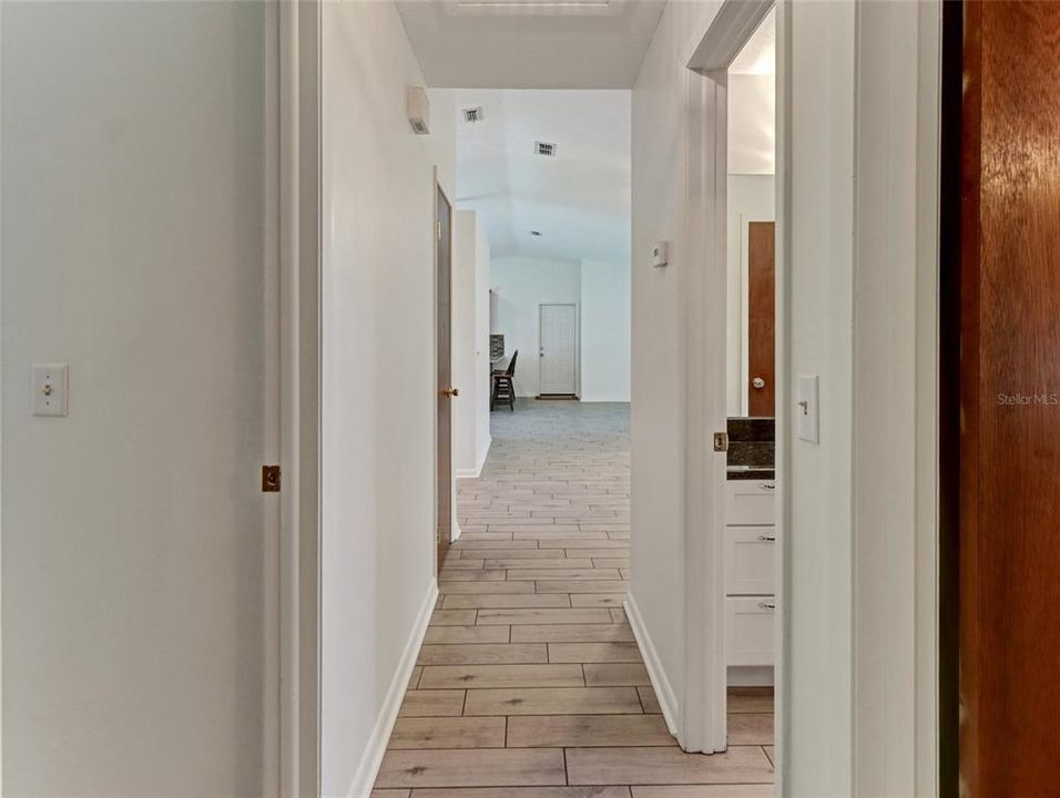 For Sale: $424,900 (4 beds, 2 baths, 1879 Square Feet)