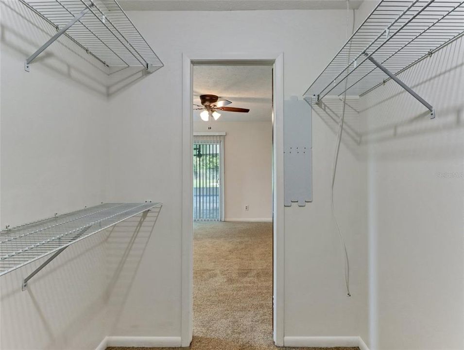 For Sale: $424,900 (4 beds, 2 baths, 1879 Square Feet)