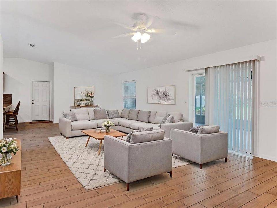 For Sale: $424,900 (4 beds, 2 baths, 1879 Square Feet)