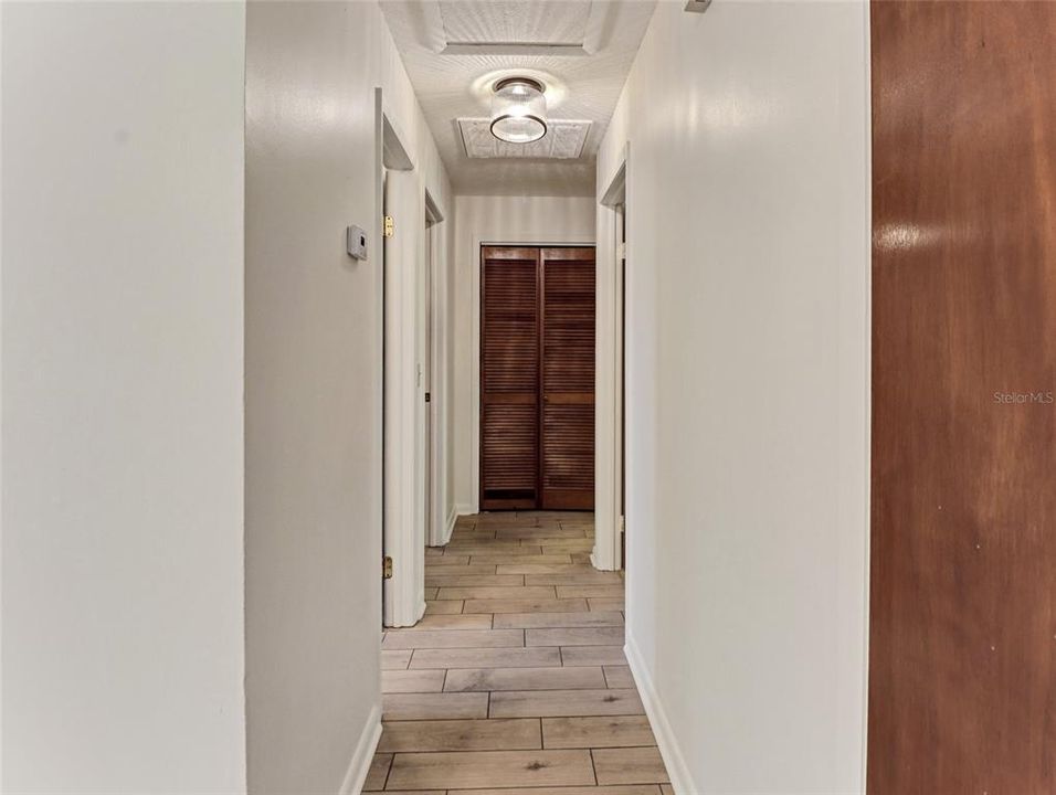 For Sale: $424,900 (4 beds, 2 baths, 1879 Square Feet)