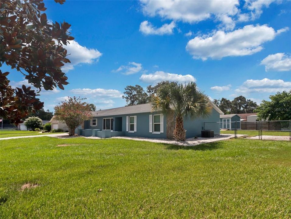 For Sale: $424,900 (4 beds, 2 baths, 1879 Square Feet)