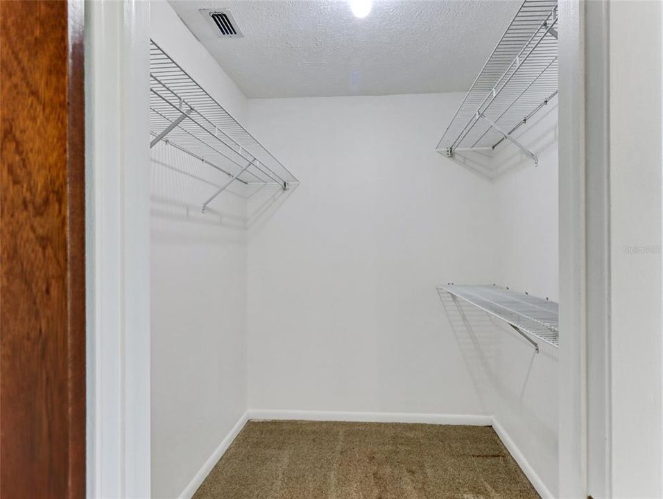 For Sale: $424,900 (4 beds, 2 baths, 1879 Square Feet)